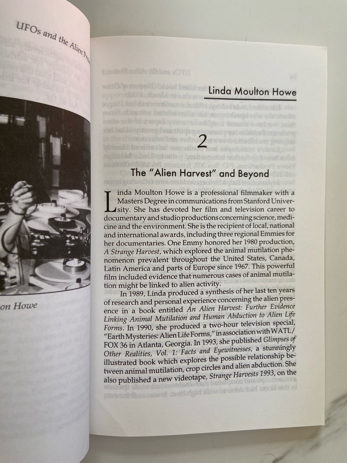 UFOS & THE ALIEN PRESENCE SIX VIEWPOINTS By Michael Lindemann Roswell NM UAPs PB