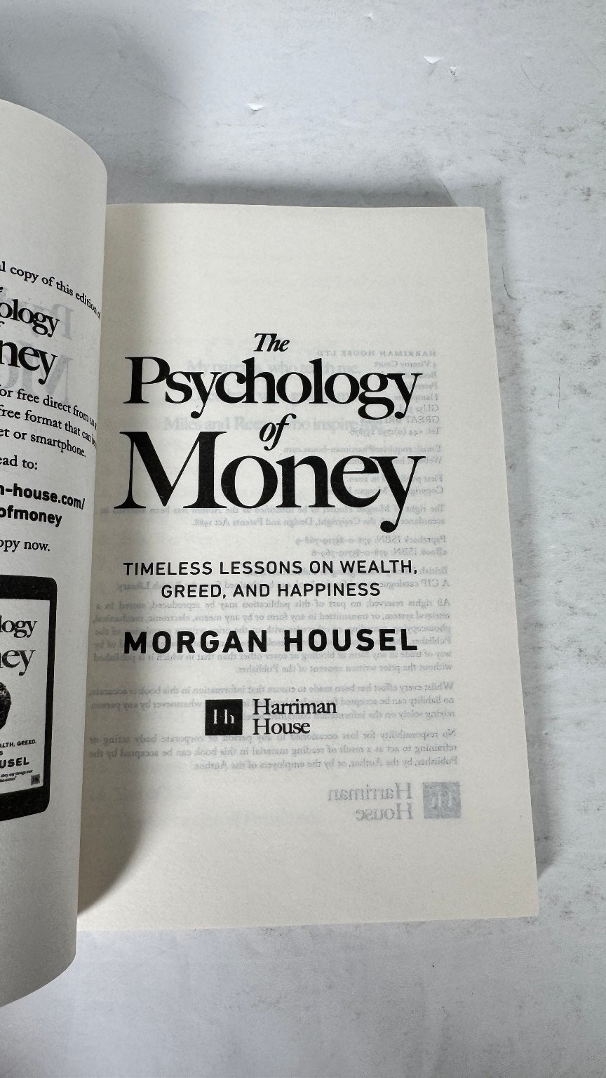 Psychology of Money Morgan Housel 2020 Paperback Finance Investing Harriman