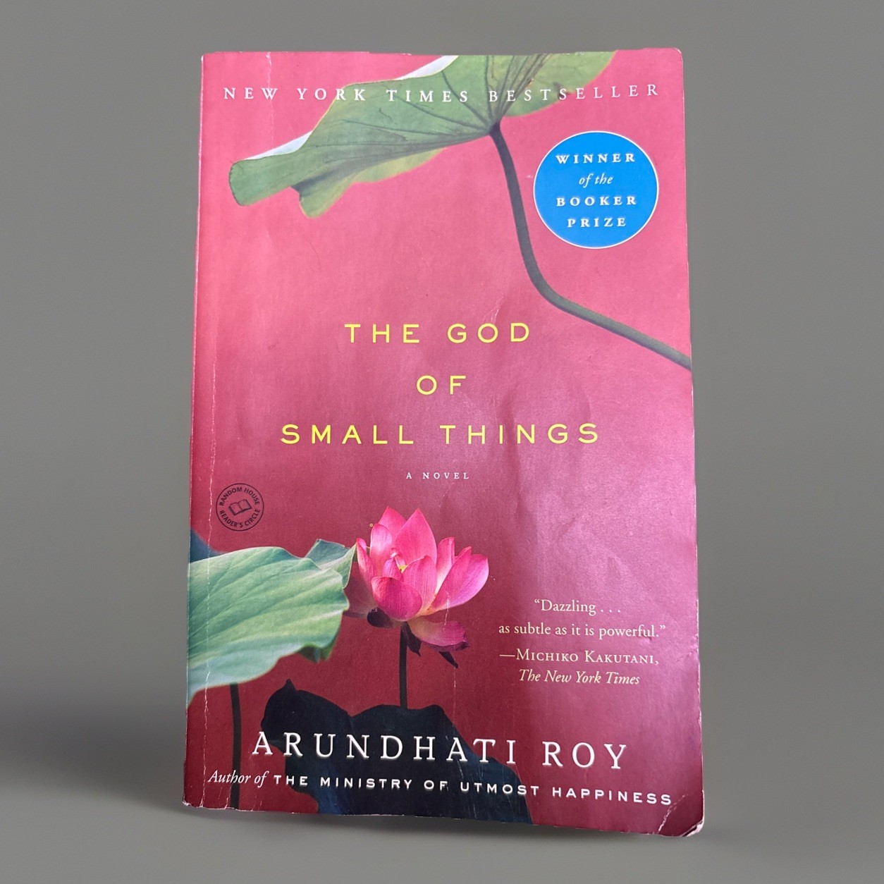The God of Small Things: A Novel by Arundhati Roy (2017, Paperback) **