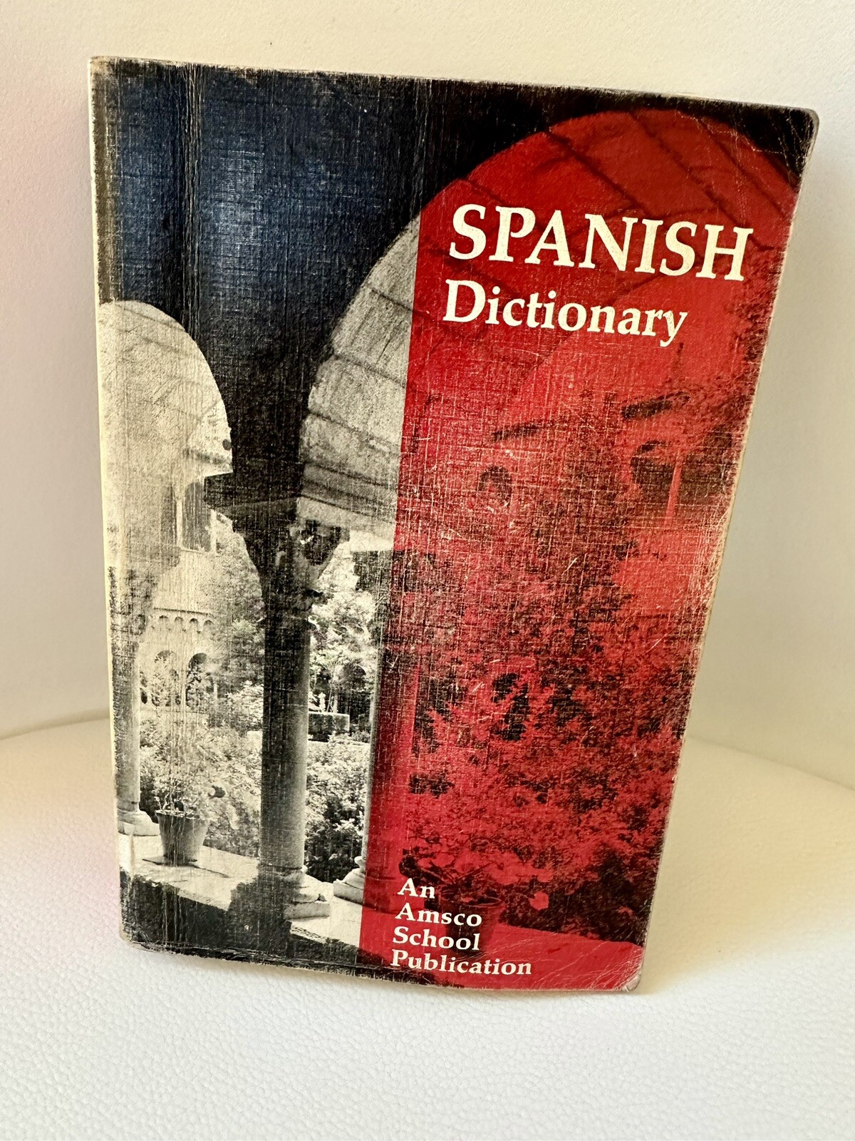 1968 New College Spanish Dictionary An Amsco School Publication, 370 Pages Good