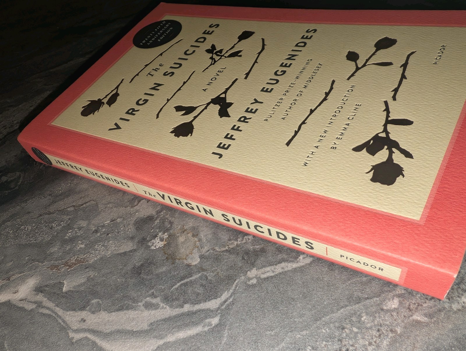 The Virgin Suicides: New Emma Cline Introduction 25th Anniversary, *Like New*