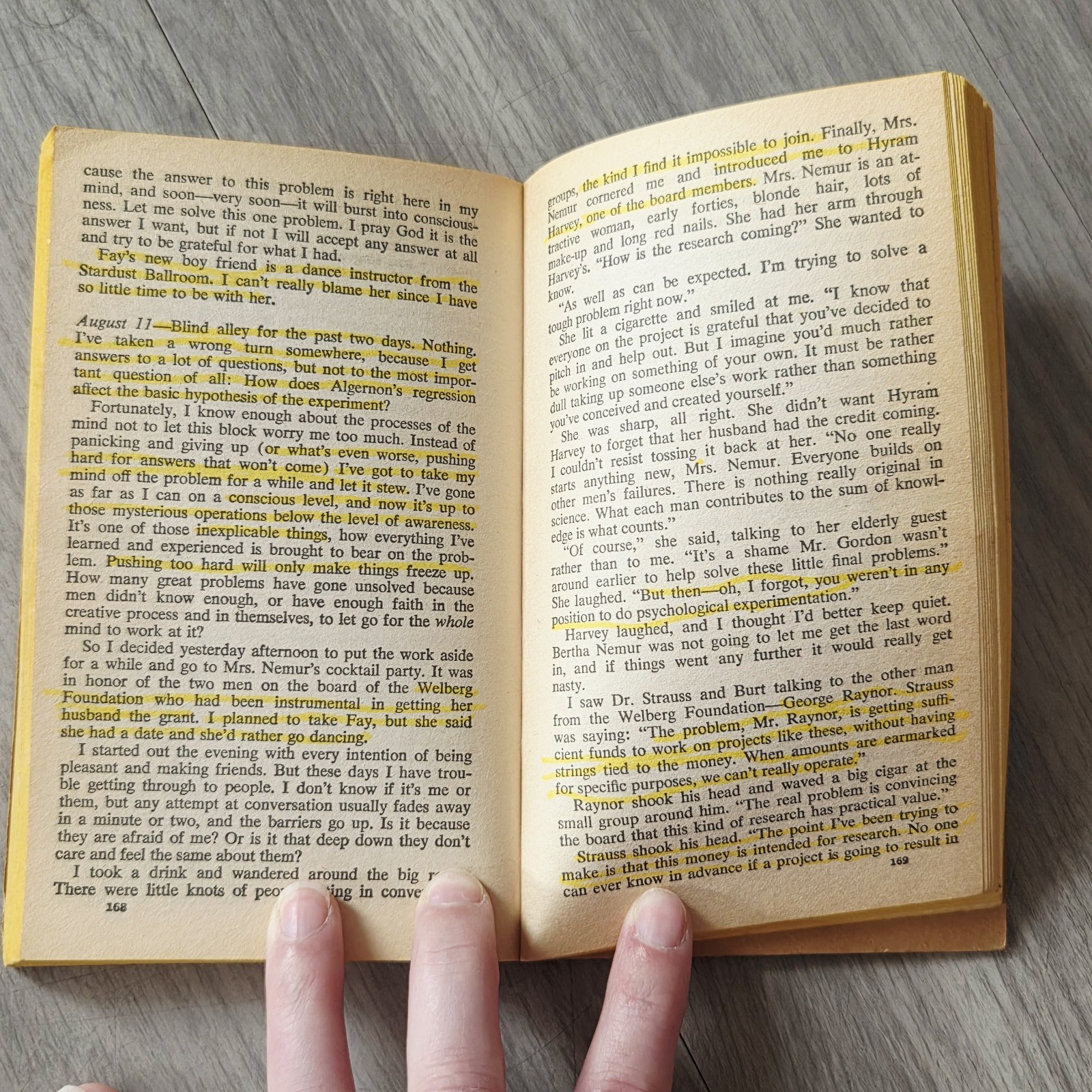 Flowers for Algernon by Daniel Keyes 1966 Paperback