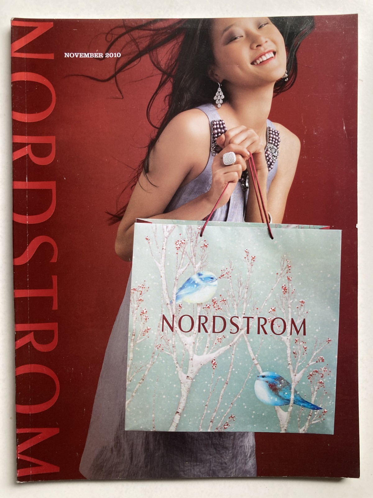 November 2010 NORDSTROM Women’s Fashion & Accessories Catalog