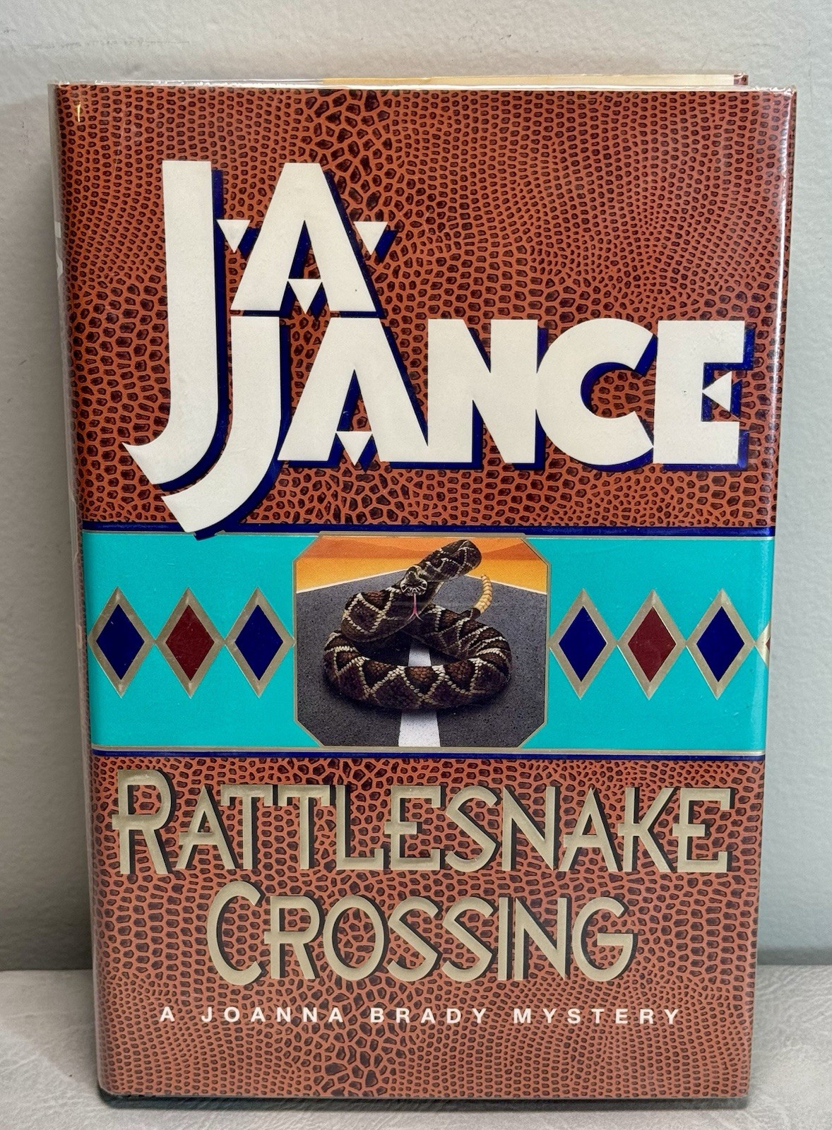 JA Jance Signed Rattlesnake Crossing 1st Edition HC DJ Joanna Brady Mystery