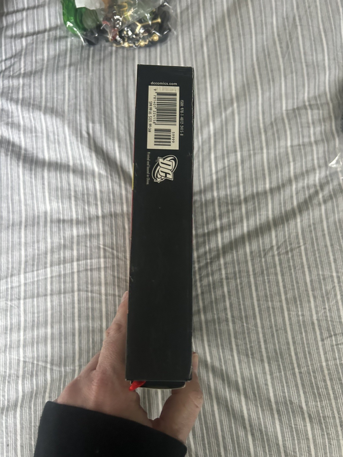 ABSOLUTE JUSTICE HARDCOVER 2024 EDITION (496 Pages) Hardback by Alex Ross