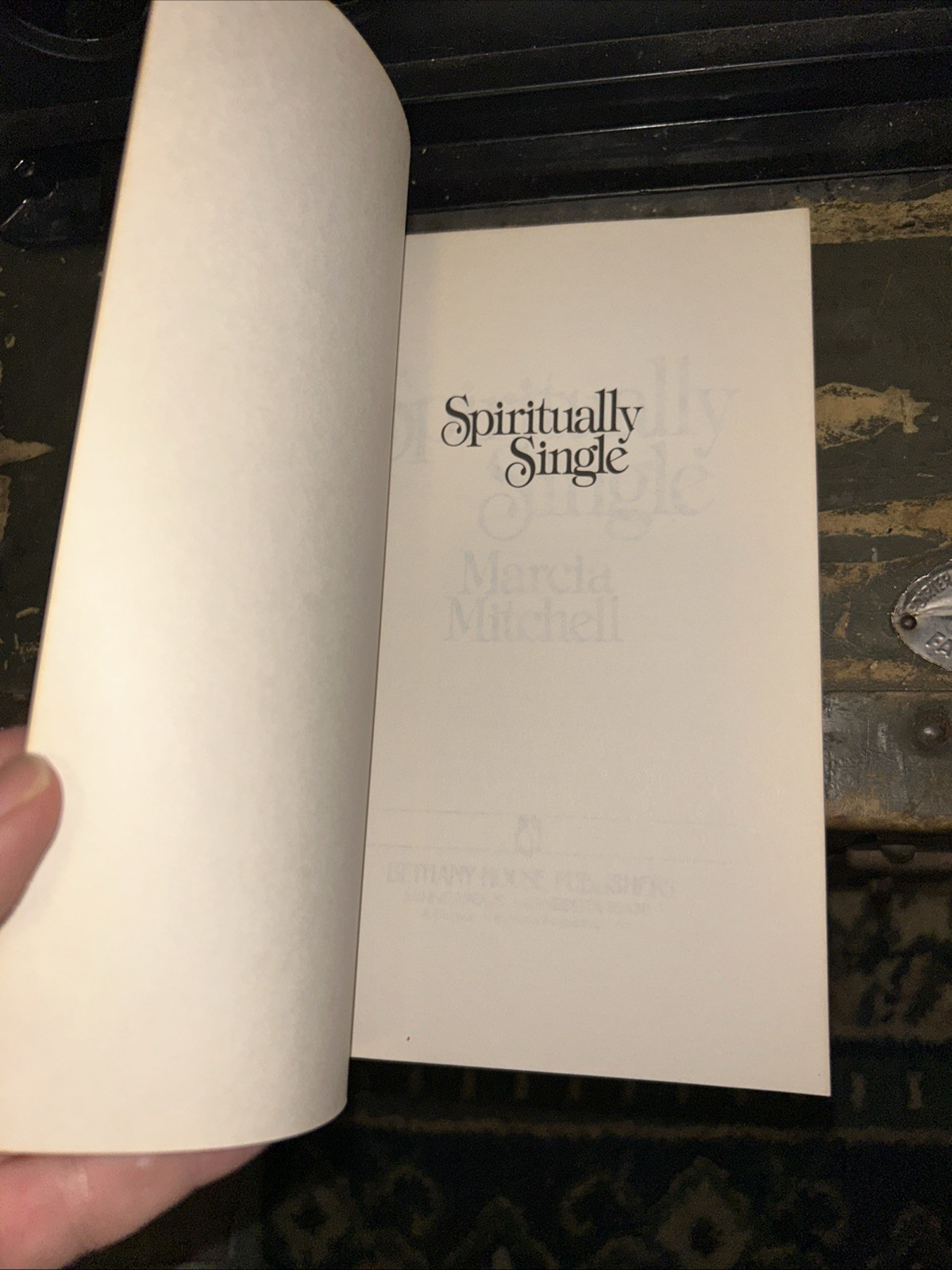 SPIRITUALLY SINGLE By Marcia Mitchell **Mint Condition** C11