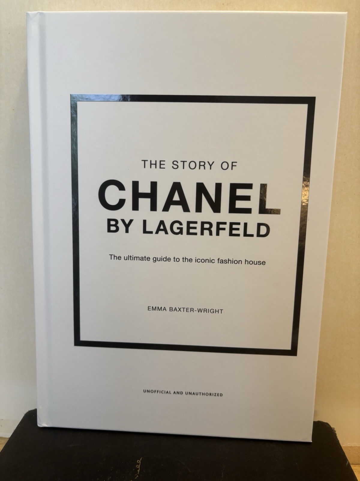 The Story of Chanel Gift Set: The Ultimate Guide to the Iconic Fashion House NEW