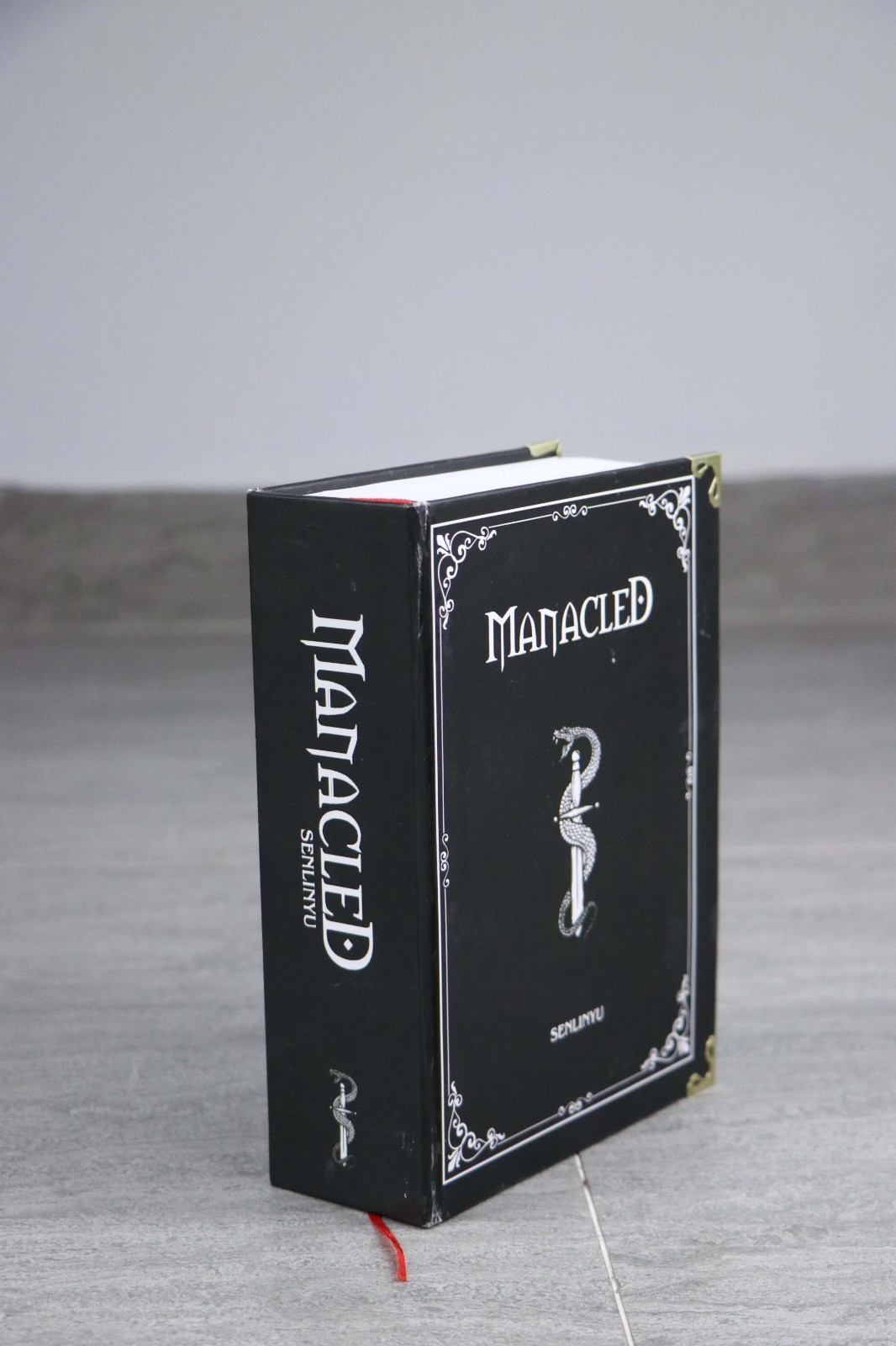 Entire Manacled Book with Illustrations – Hardcover by SenLinYu – 3in1