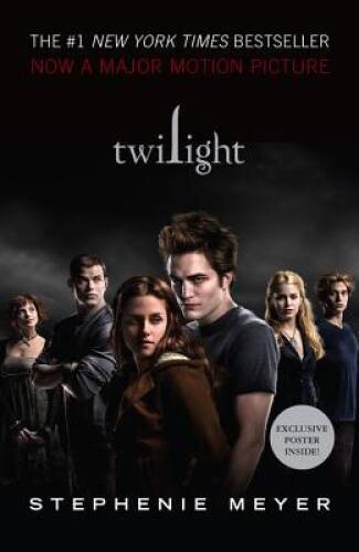 Twilight (The Twilight Saga, Book 1) – Paperback – ACCEPTABLE