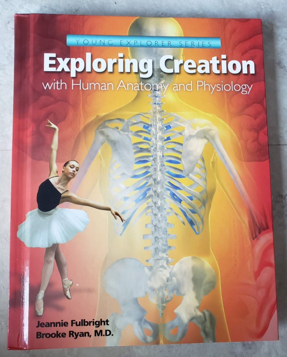 Exploring Creation with Human Anatomy and Physiology – Apologia, Like New