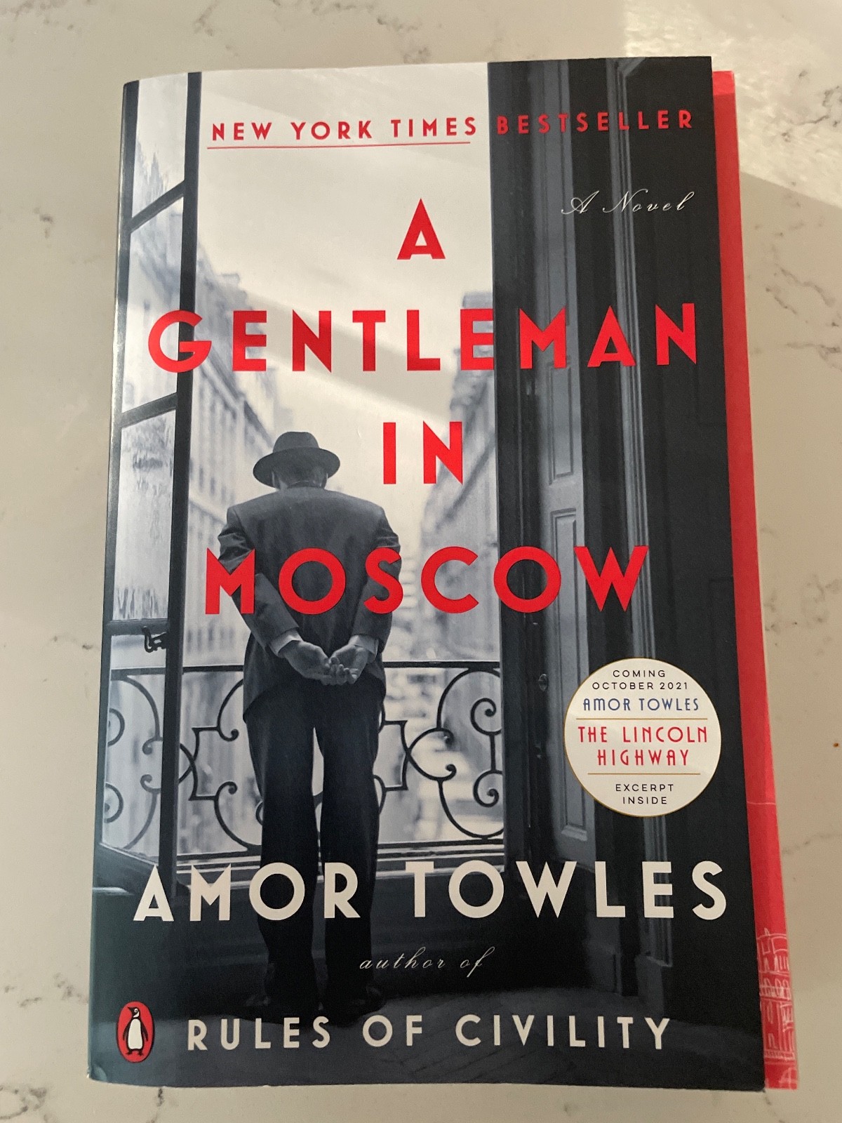 A Gentleman in Moscow -by Amor Towles New PB