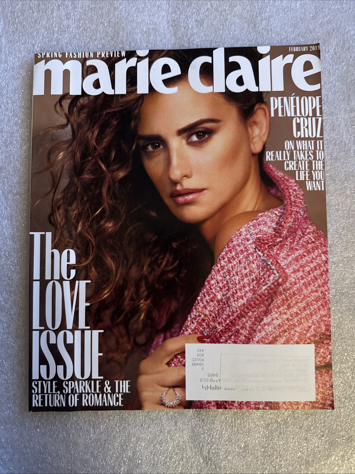 Marie Claire Mag The Love Issue Penelope Cruz February 2019 124 PAGES FREE SHIP