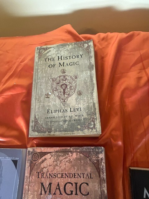 EIiPHAS LEVI COLLECTION VERY GOOD CONDITION 7 BOOKS BUNDLE