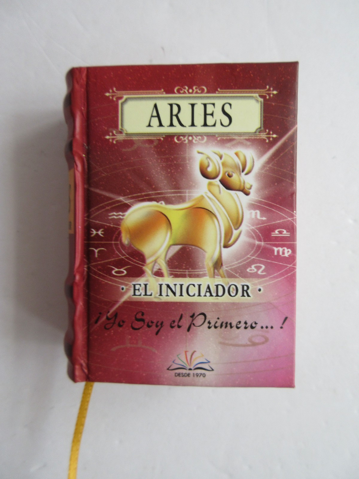 Aries (1.4″) Mini Book Hardcover 400 pages In Spanish Espanol Los Libros Peru