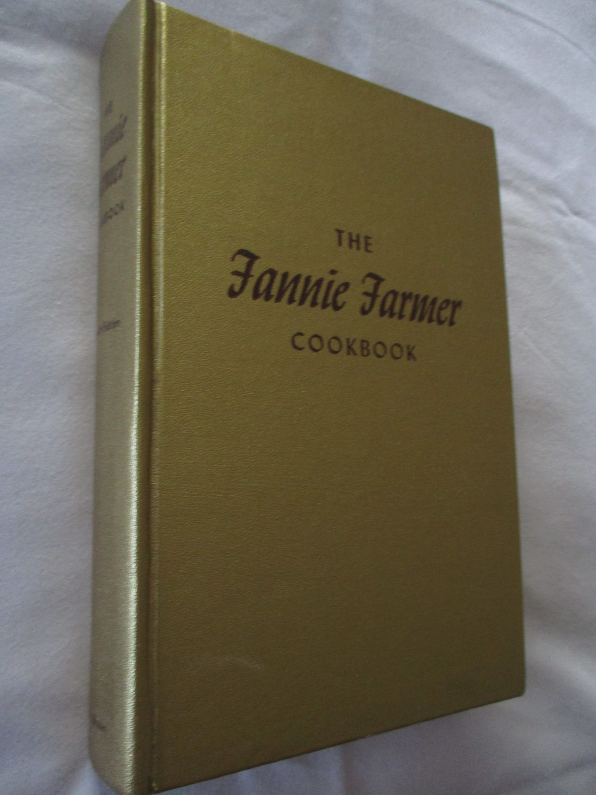 THE FANNIE FARMER COOKBOOK Revised 11th Edition 10th Print 1965 Gold Hardcover