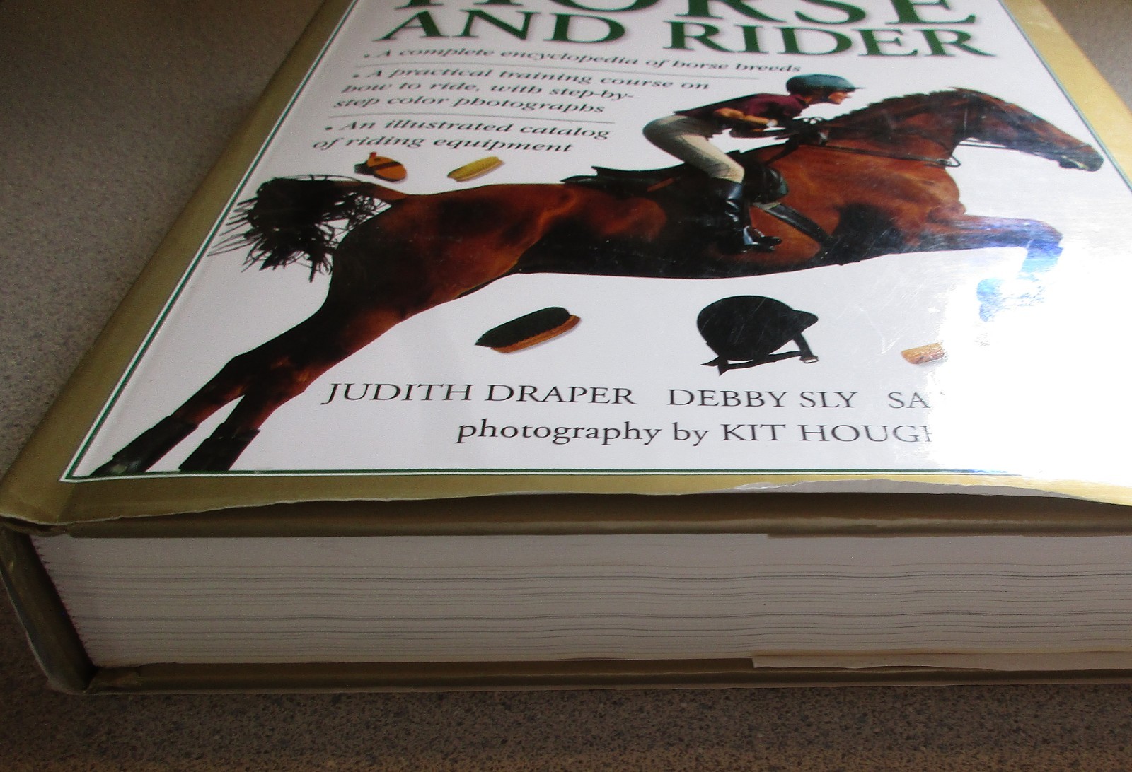 The Ultimate Book Of The Horse & Rider Hard Cover 512 Pages