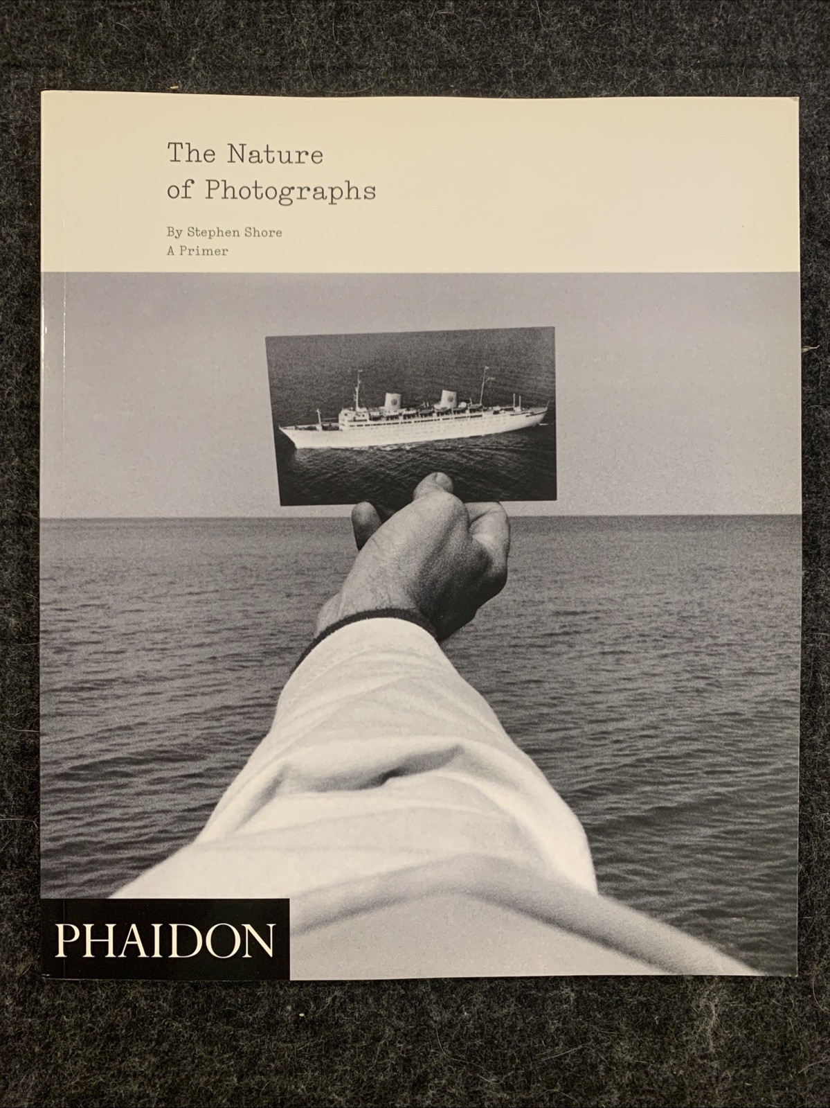 Nature of Photographs : A Primer by Stephen Shore (2010, Trade Paperback) : VGC