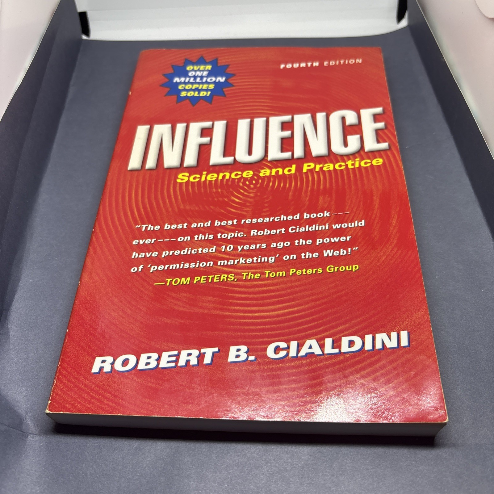 Influence : Science and Practice by Robert B. Cialdini (2000, Trade Paperback)