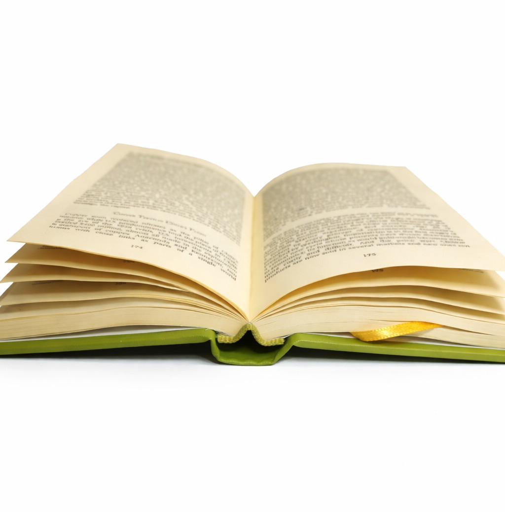 The King in Yellow (Leatherbound Pocket Edition)
