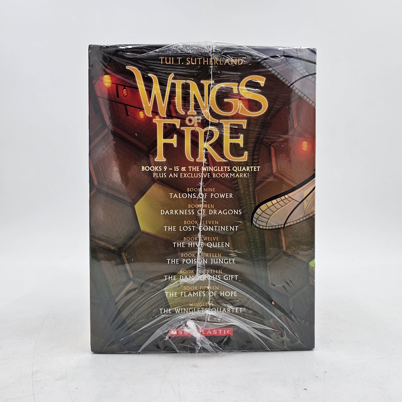 Wings of Fire: 8 Book Box Set (# 9-15 + The Winglets Quartet) Tui T Sutherland