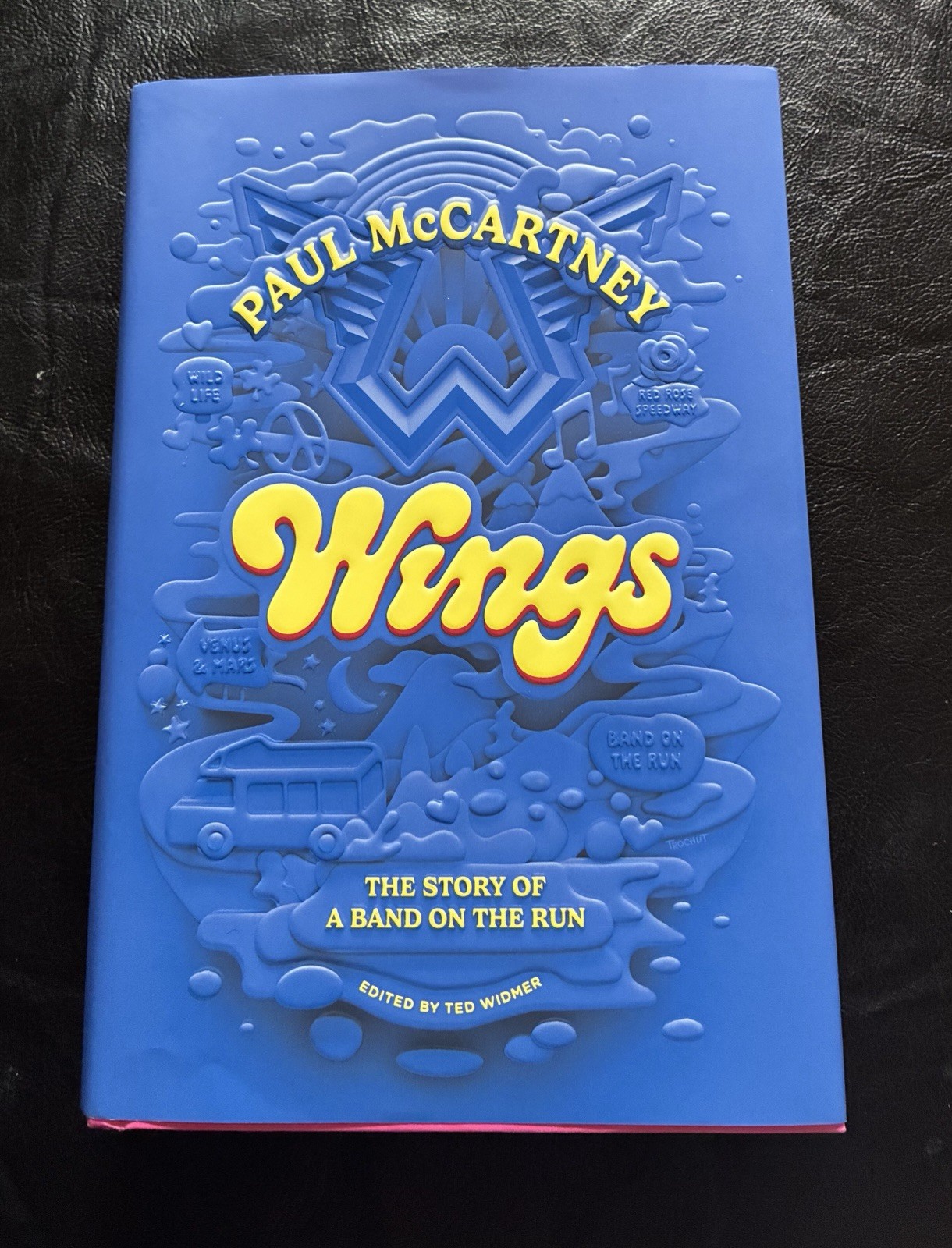 Paul McCartney Beatles Singer Book WINGS The Story of The Band on the Run 2025