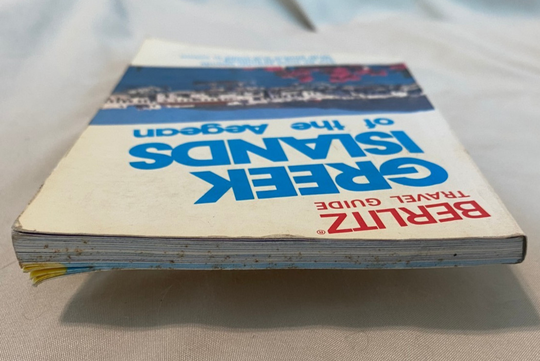 Berlitz Travel Guide Greek Islands & Aegean Paperback Book 128 Pages 1982