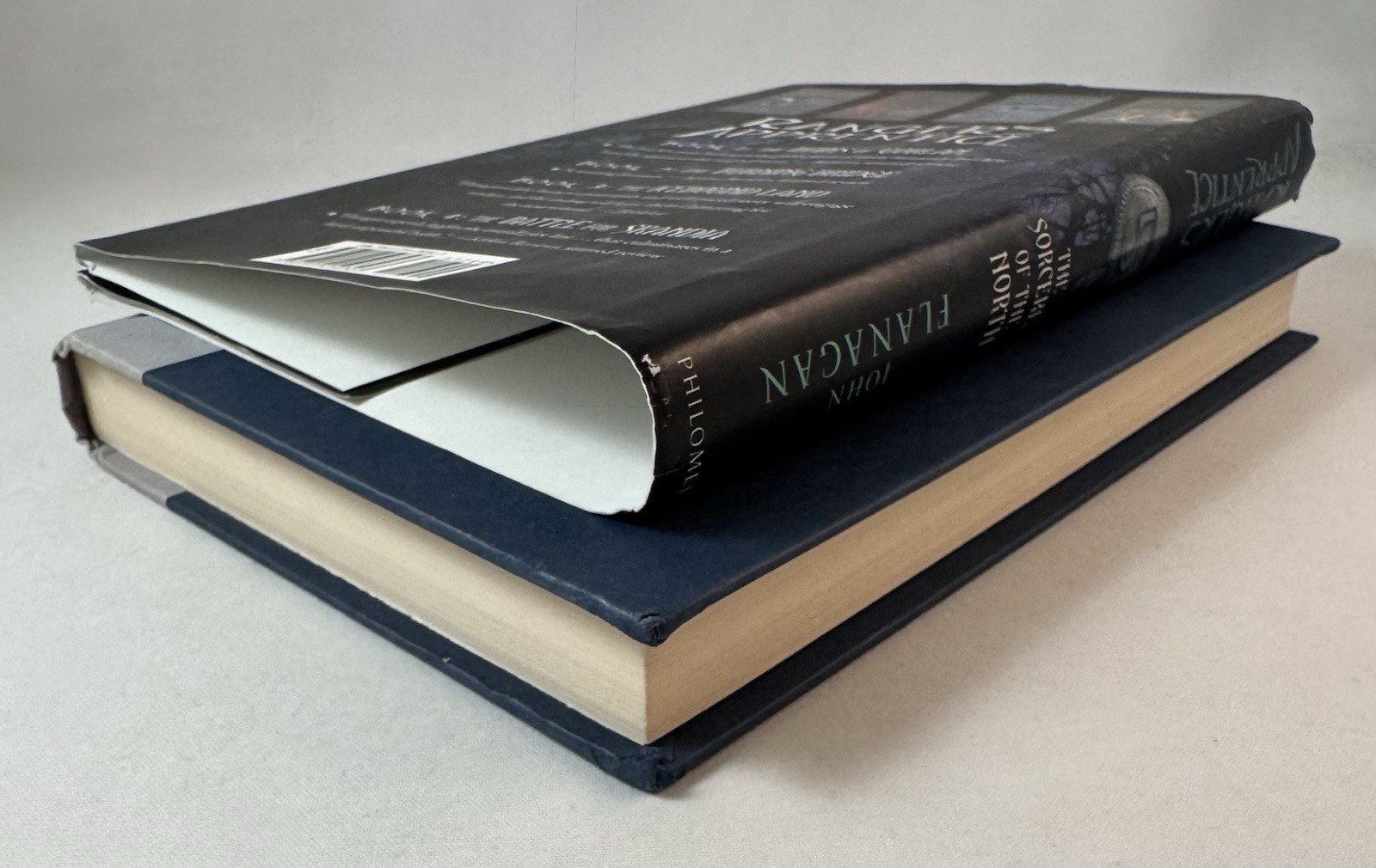 Ranger’s Apprentice-Sorcerer North-Bk 5-John Flanagan-SIGNED!-TRUE First Edition