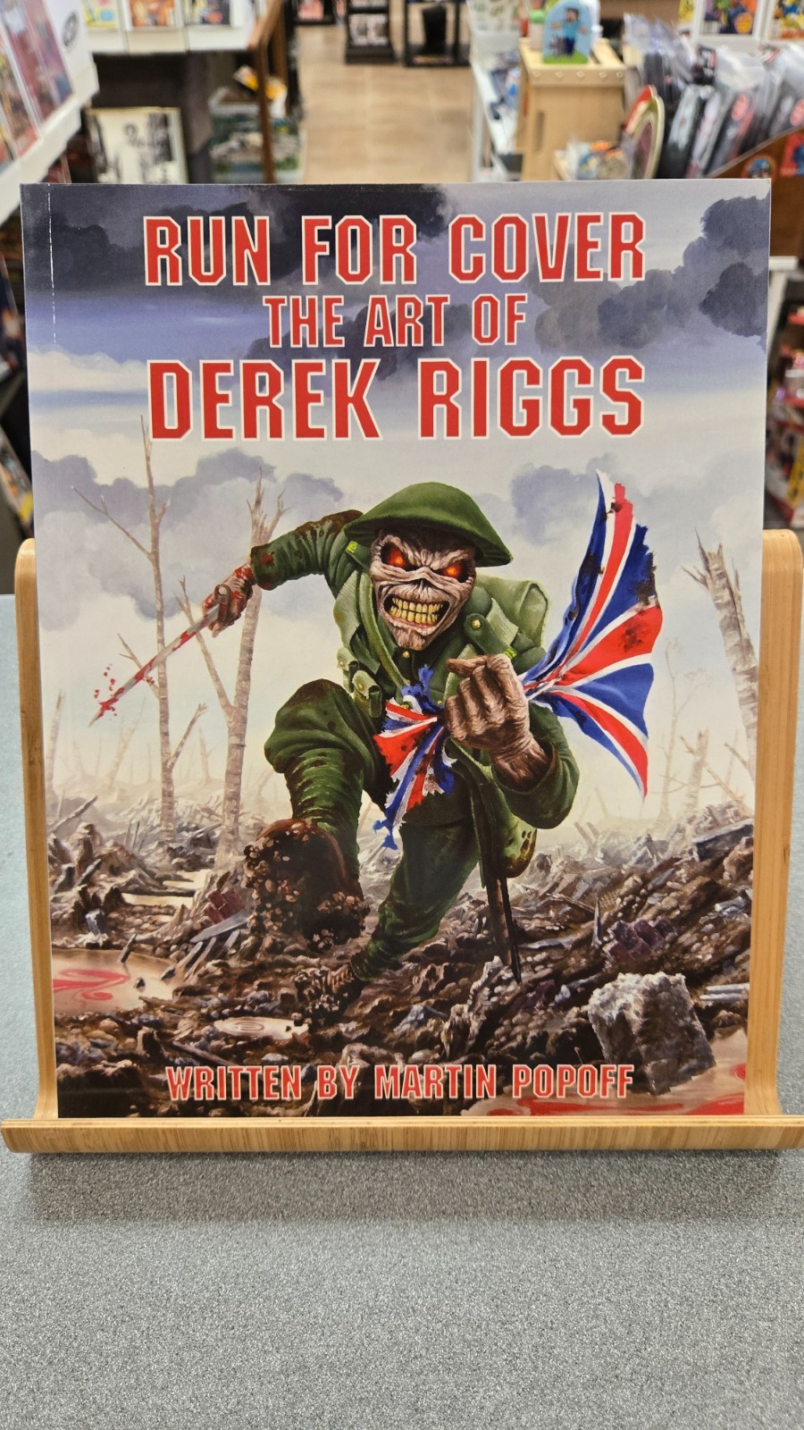 RUN FOR COVER THE ART OF DEREK RIGGS SOFTCOVER BOOK