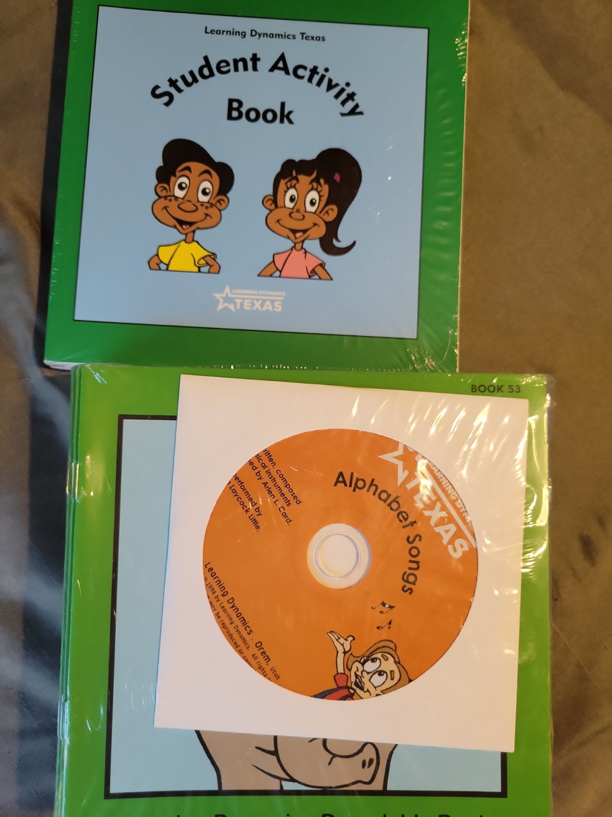 Learning Dynamics Decodable Books (1-53) + Alphabet Songs CD Activity Manual