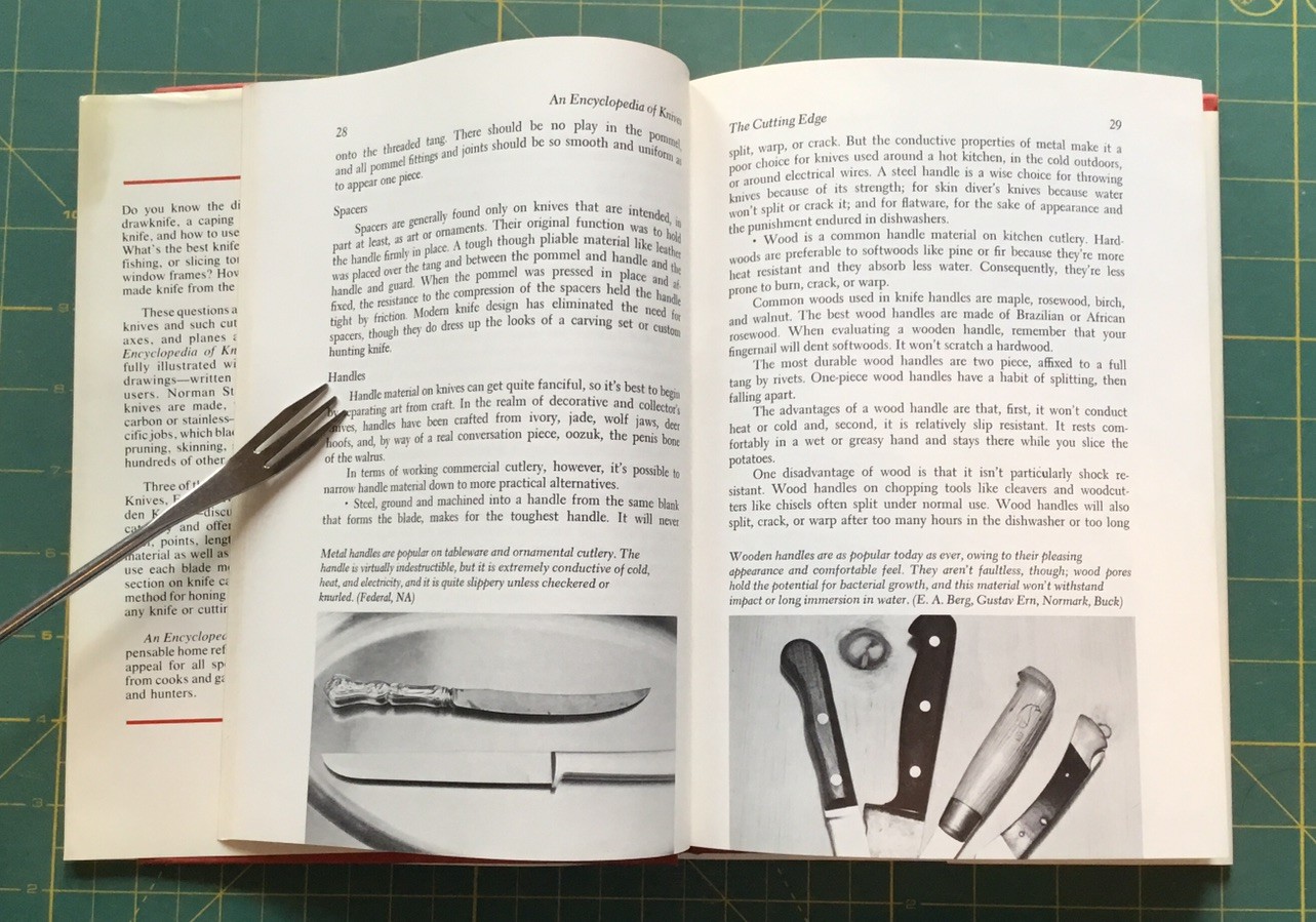 An Encyclopedia of Knives by Norman M. Strung, 1976 book, 220 Pages Many Picture