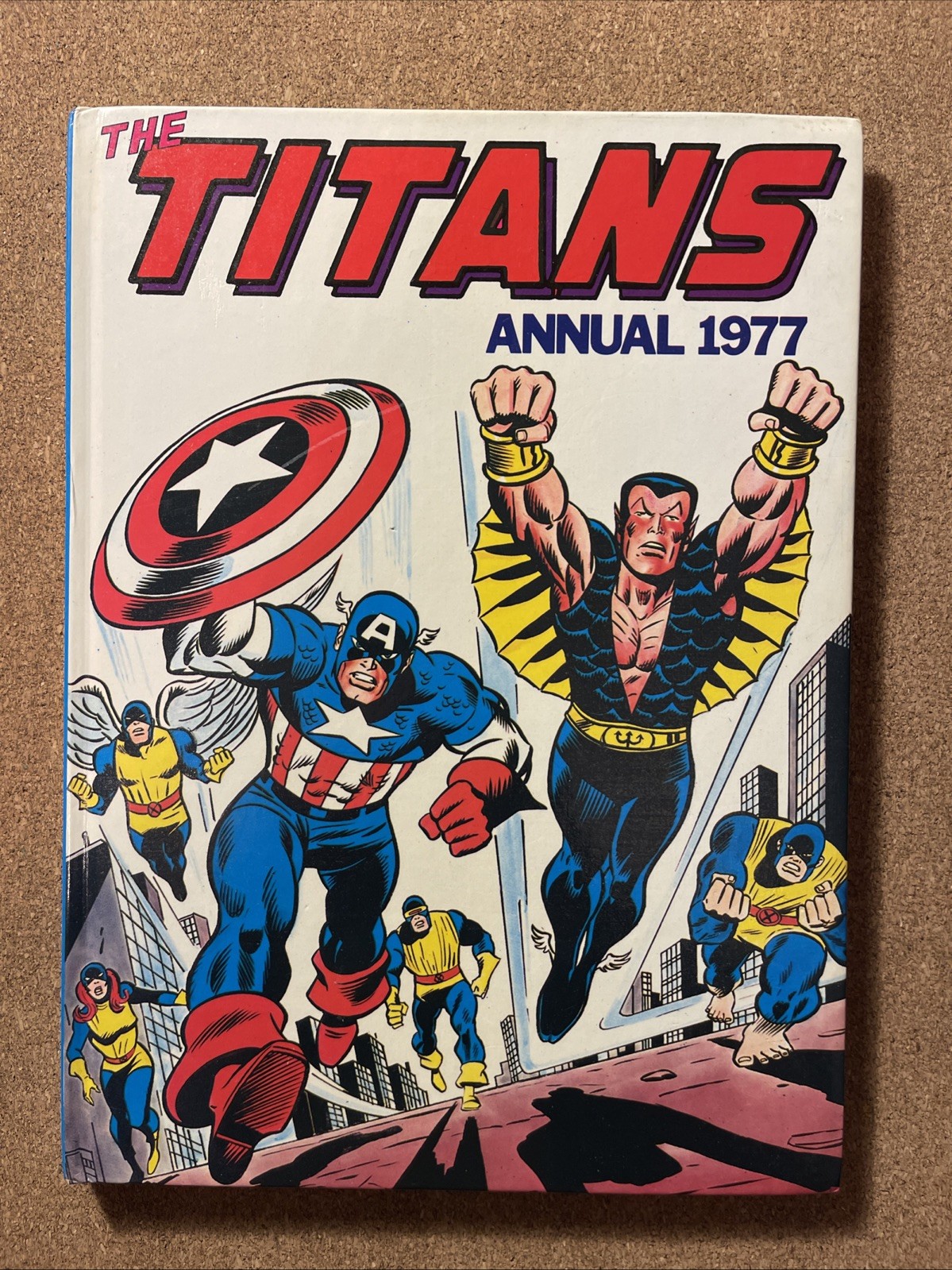 The Titans Annual UK 1977 VGC Reprints X-Men , Captain America, Sub-Mariner