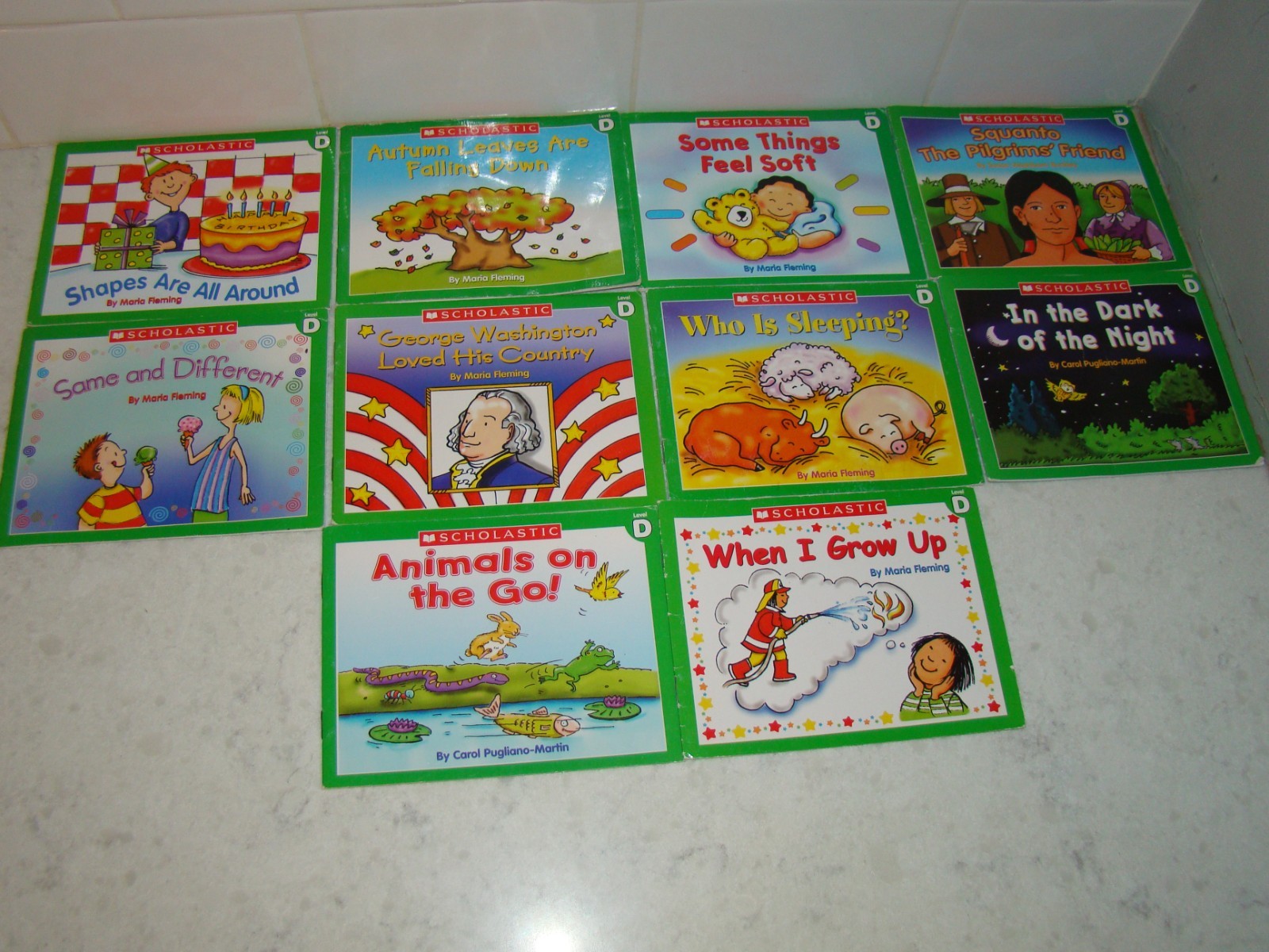 Lot 38 Little Leveled Readers Learn to Read Children’s Phonics Reading Books A-D