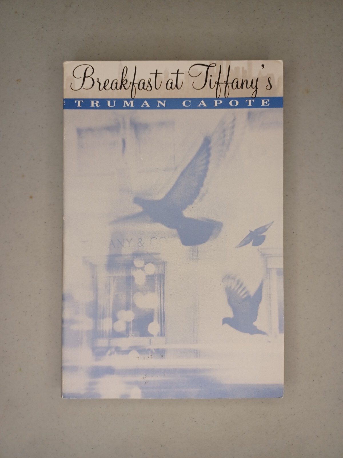 Vintage International Ser.: Breakfast at Tiffany’s by Truman Capote (1993, Trade