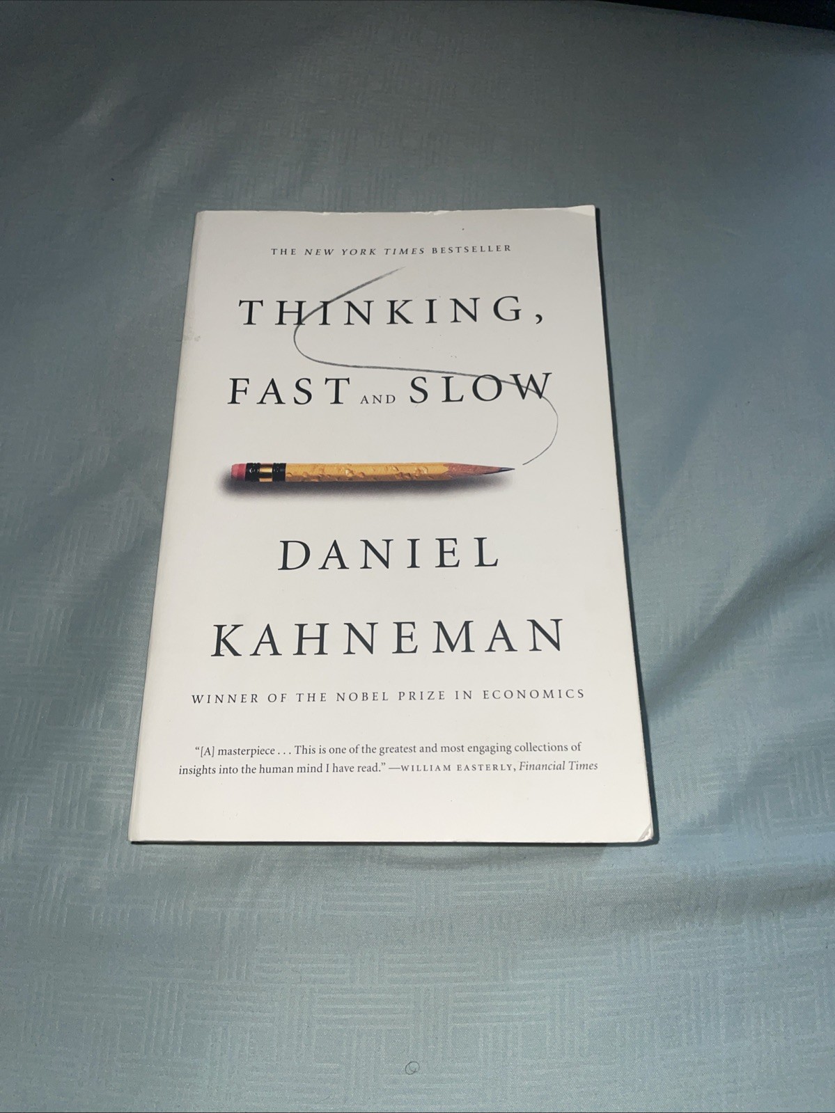 Thinking, Fast and Slow by Daniel Kahneman [Paperback] FAST SHIP