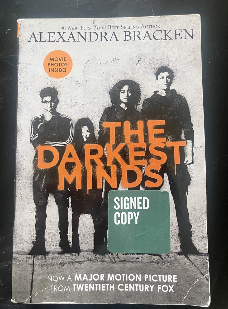 Darkest Minds by Alexandra Bracken SIGNED COPY (2018, Trade Paperback)