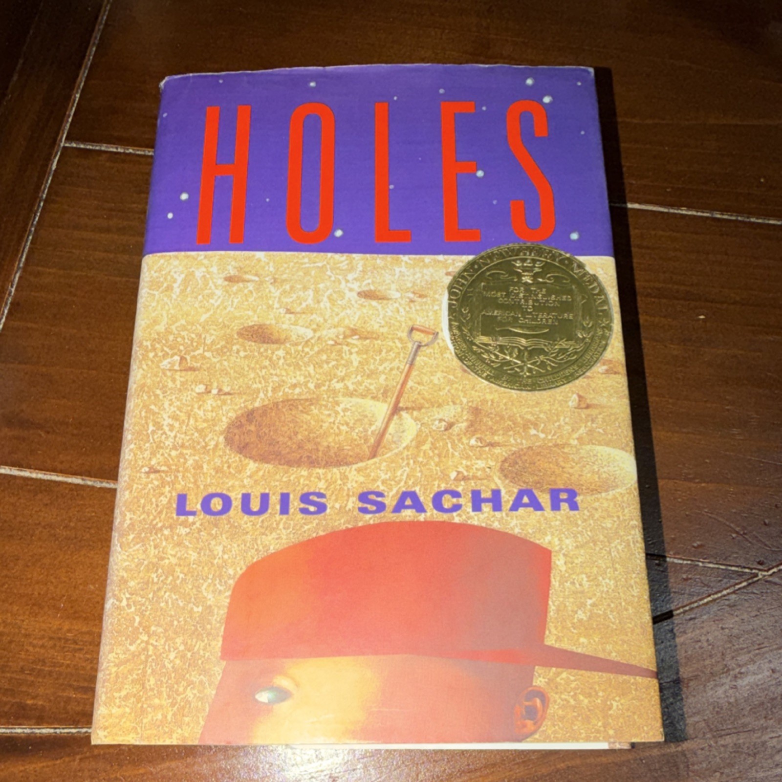 Louis Sachar Holes Hardcover Juvenile Fiction Farrar Straus & Giroux 1998