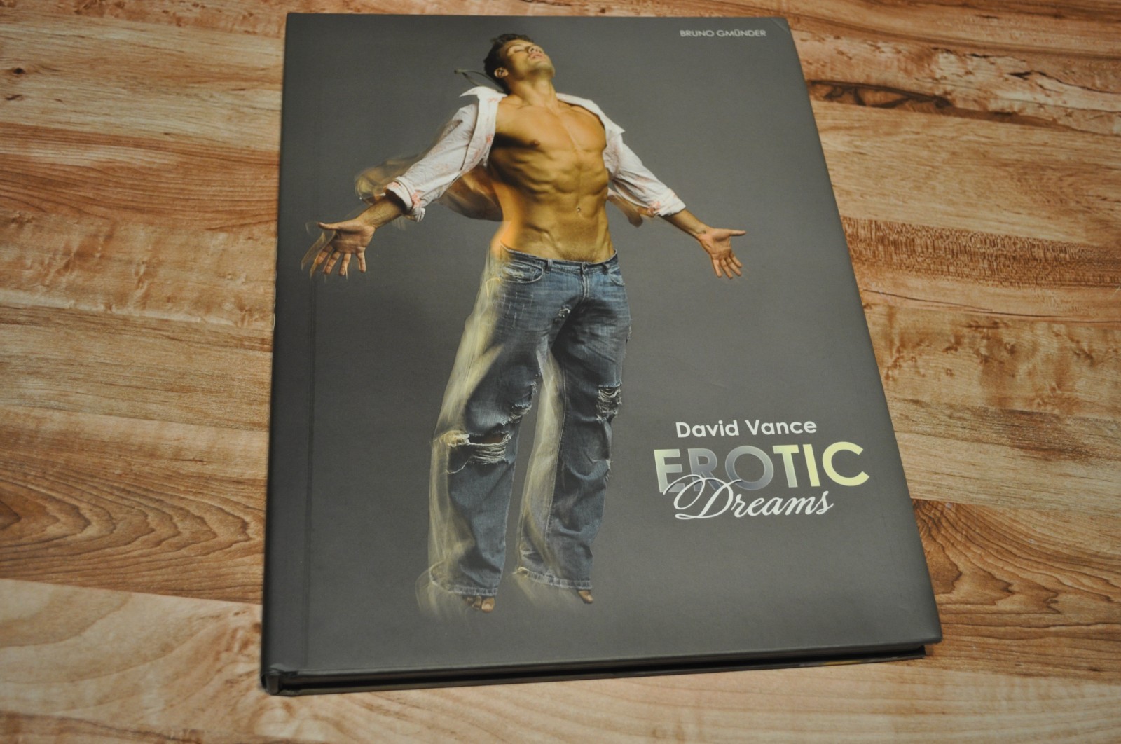 LIVRE David VANCE, “Erotic Dreams”, 148 pages, 117 photos, 26 X 34 cm.