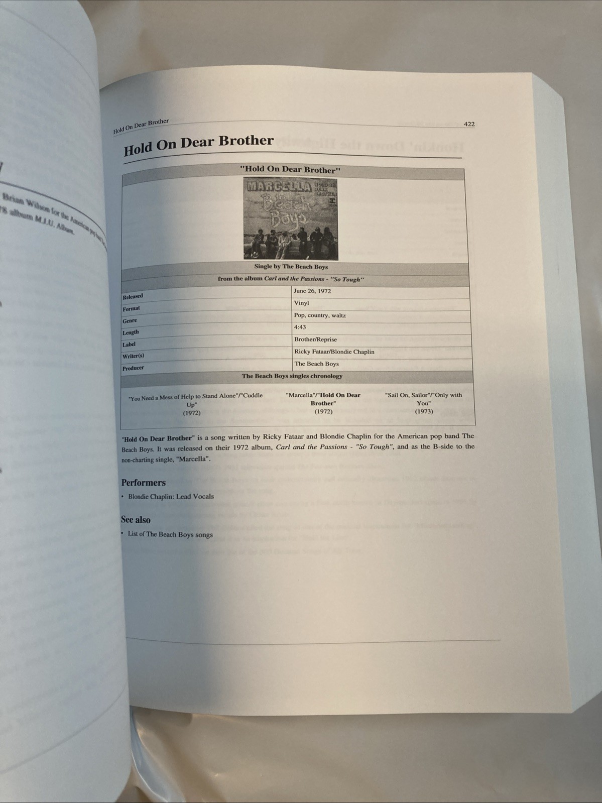 THE BEACH BOYS : THE COMPLETE HISTORY BY WIKI EDITORS RARE!