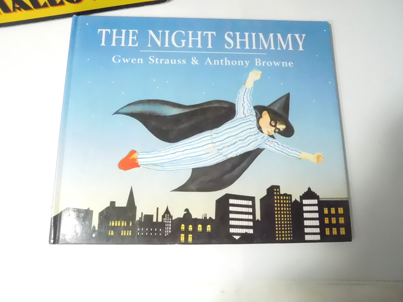 The Night Shimmy Halloween Book-Gwen Struss & Anthony Browne 1991