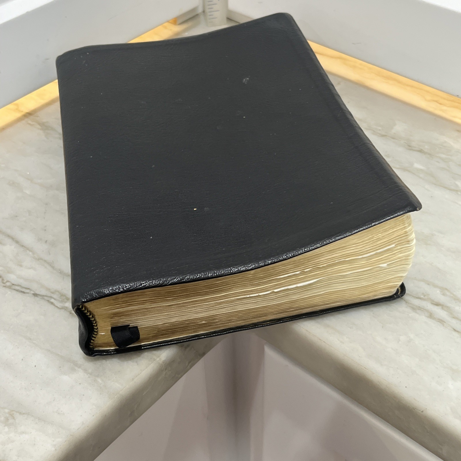Thompson Chain-Reference Study Bible KJV Genuine Leather Smyth Sewn Red 1997