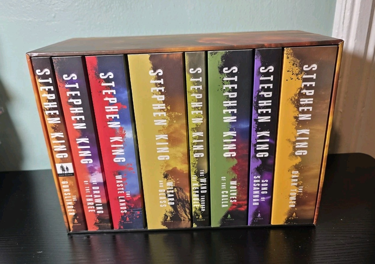 Dark Tower Series By Stephen King 8 Book Boxed Set Paperback GREAT CONDITION!