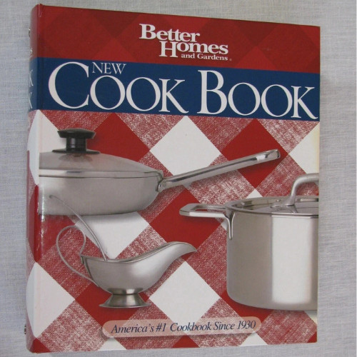 Better Homes and Gardens New Cook Book 14th Edition (2006) 656 pages Ring Bound