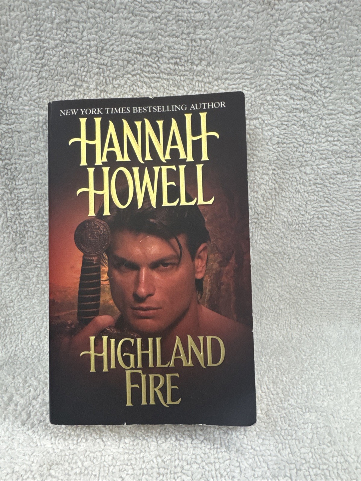 Highland Fire by Hannah Howell (2008, Uk- a Format Paperback)
