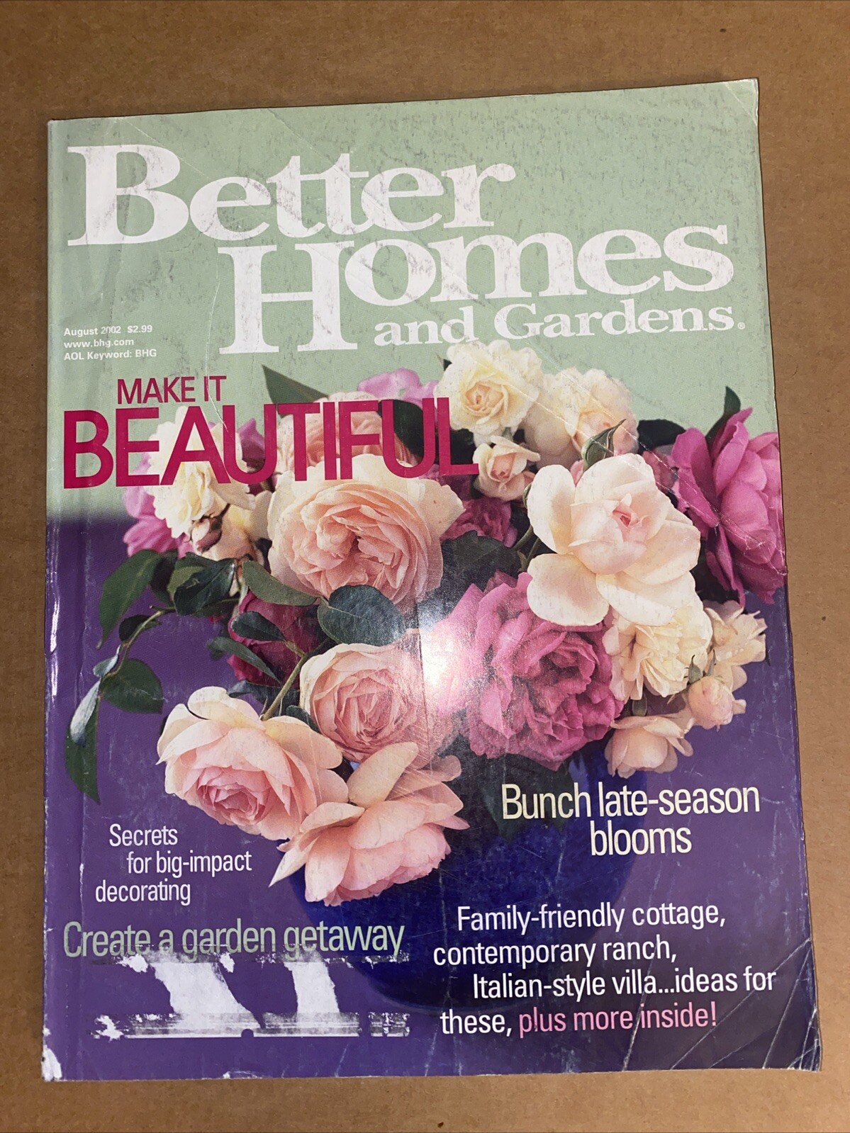 Better Homes and Gardens Magazine, August 2002- Make it Beautiful 216 PAGES