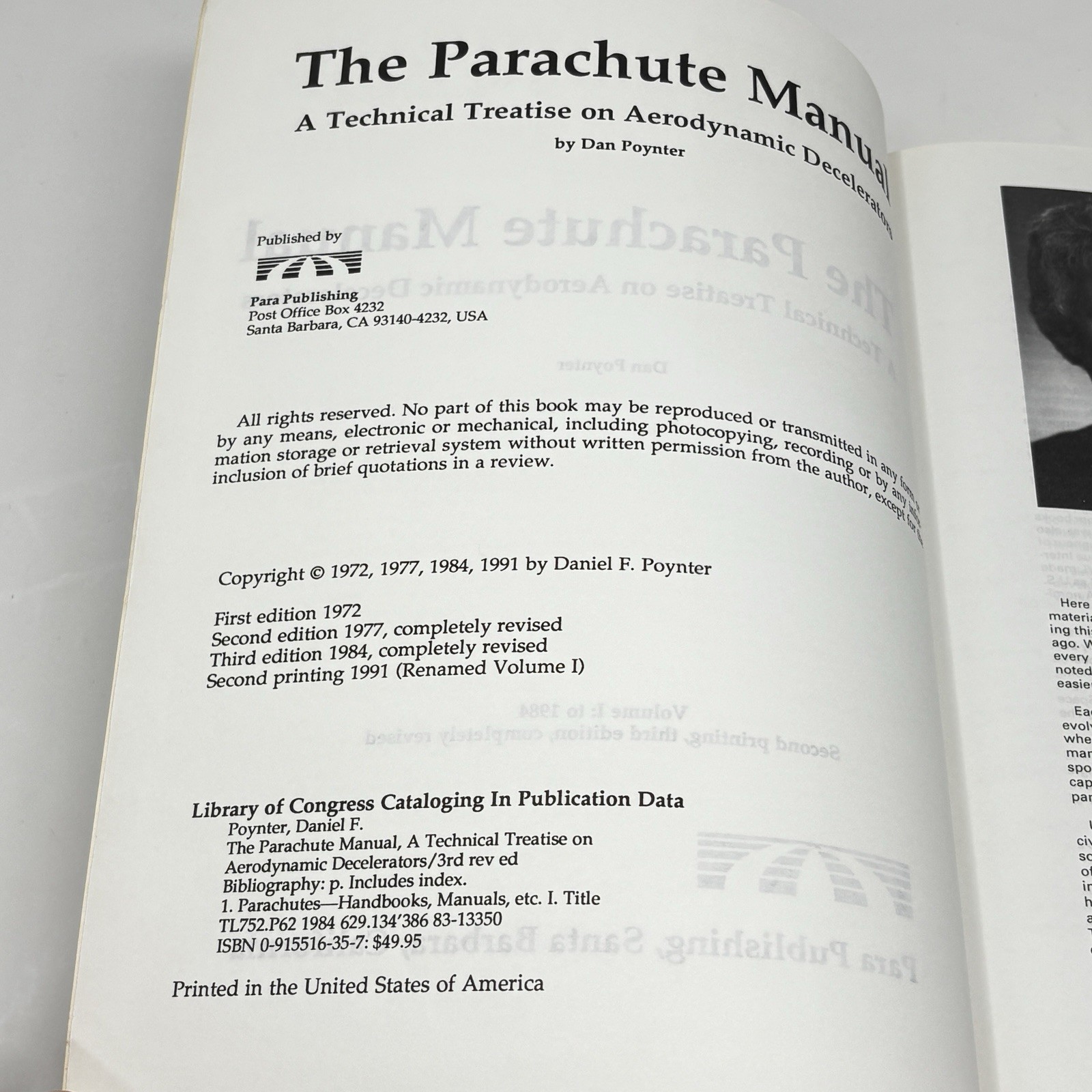 Parachute Manual Vol. 1 : A Technical Treatise on Aerodynamic Decelerators by…