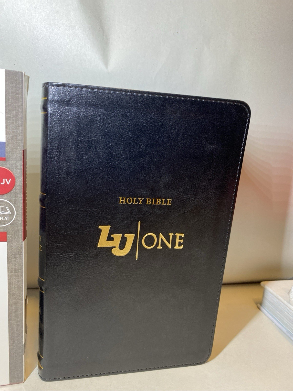 Nkjv, Thinline Bible, Leathersoft, Black, Red Letter Edition, Comfort Print: