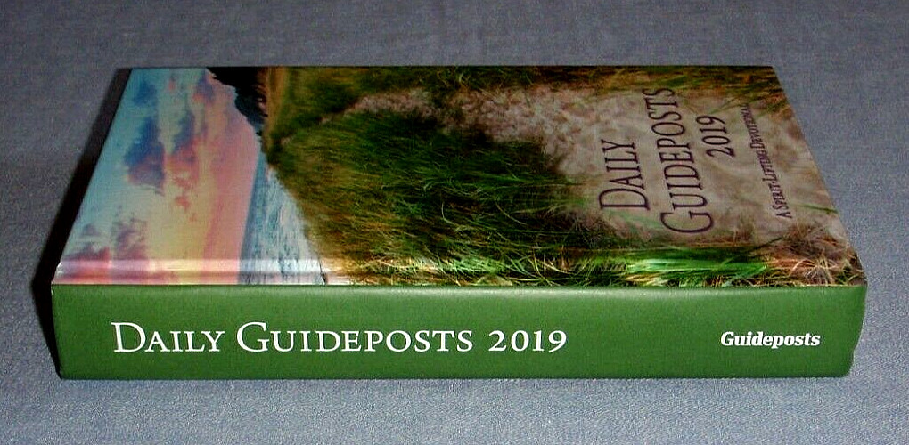 Like New – 2019 DAILY GUIDEPOSTS: A Spirit-Lifting Devotional Hardcover Book