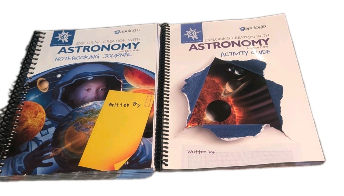 Apologia Exploring Creation Astronomy 2nd Ed Activity Guide & Journal VERY GOOD