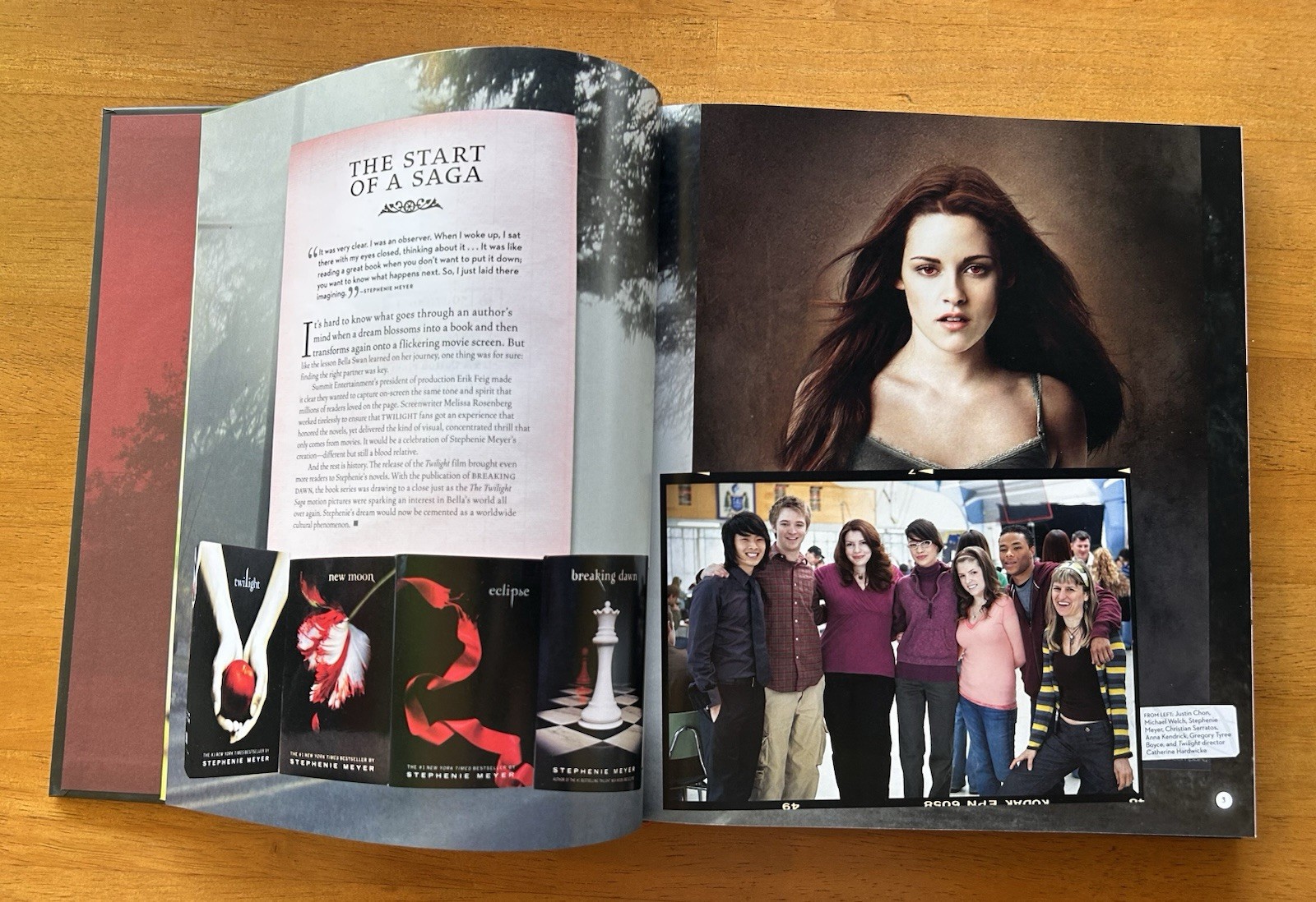 *SIGNED* COMPLETE- TWILIGHT SAGA Complete Film Archive Memories Mementos
