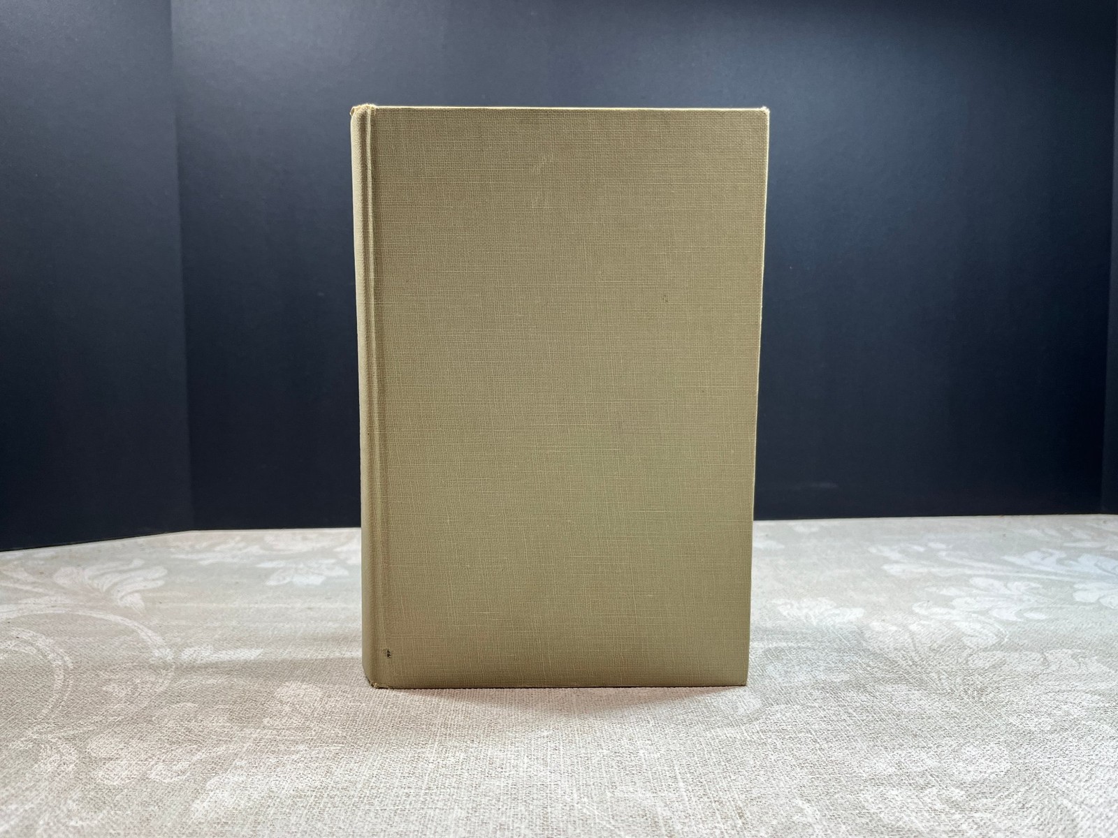 1960, The She-Wolf of France by Maurice Druon, Charles Scribner’s Sons